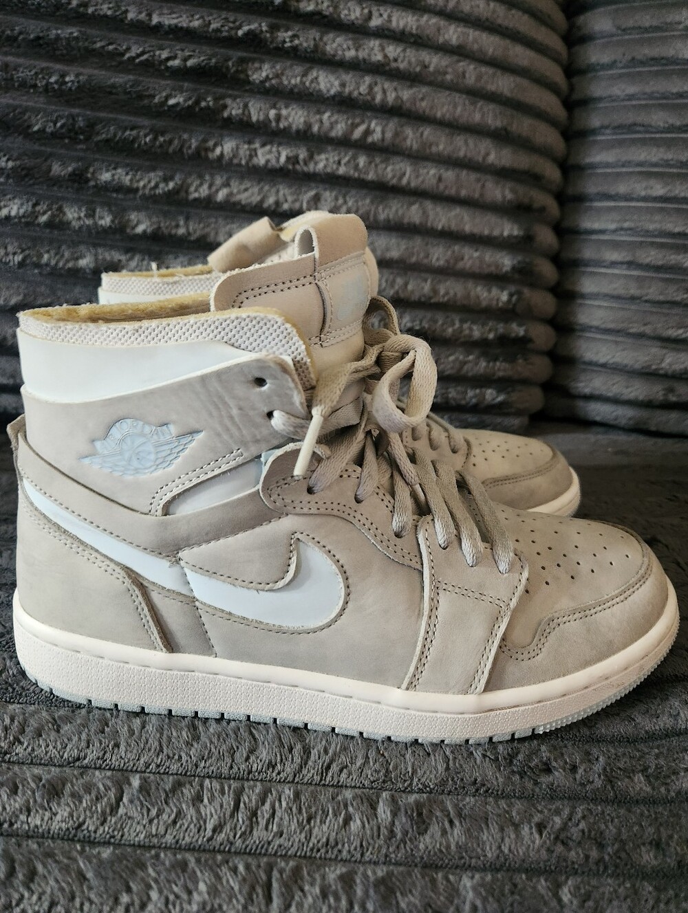 Women's Nike Air Jordan 1 High Zoom Air CMFT 'Grey Fog / Celestine Blue' Size 8